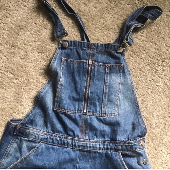 Zara distressed denim dungarees/overalls - Picture 5 of 5